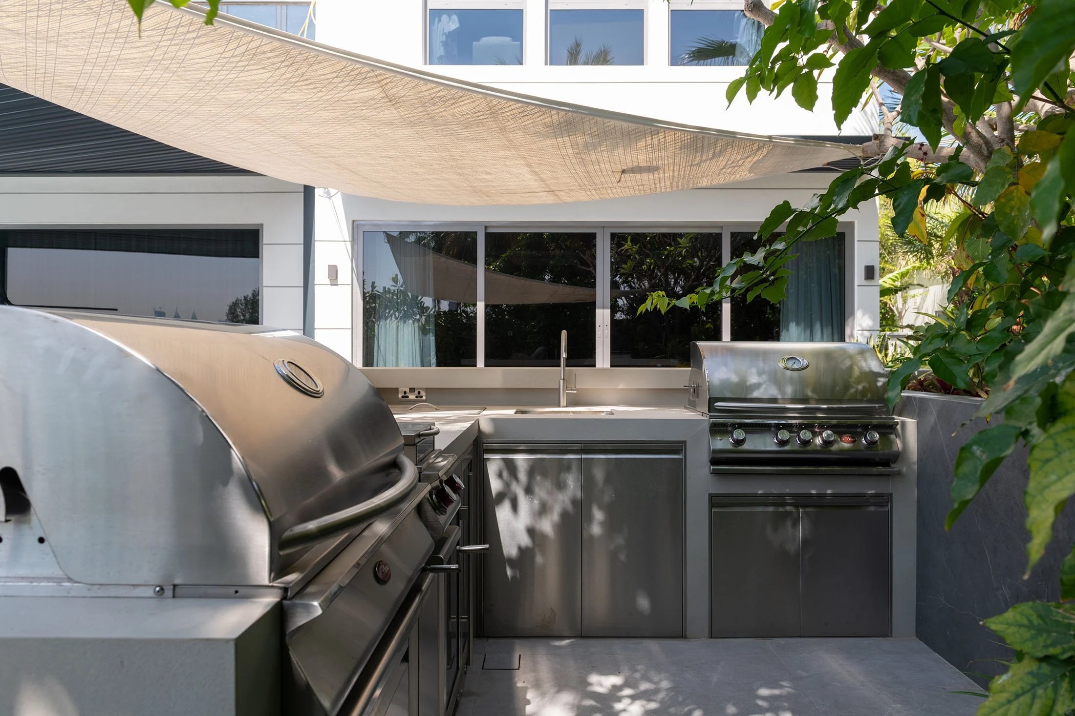 Why An Outdoor Kitchen Is A Must Have Feature For Luxury Homes