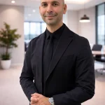 How A Commercial Contract Lawyer Protects Your Business Interests